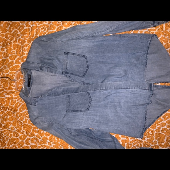 Potter’s Pot Jean button up blouse - Picture 3 of 4